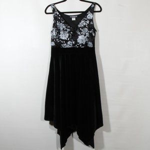 The Pyramid Collection Black Sleeveless Floral Top Maxi Dress Size Extra Small